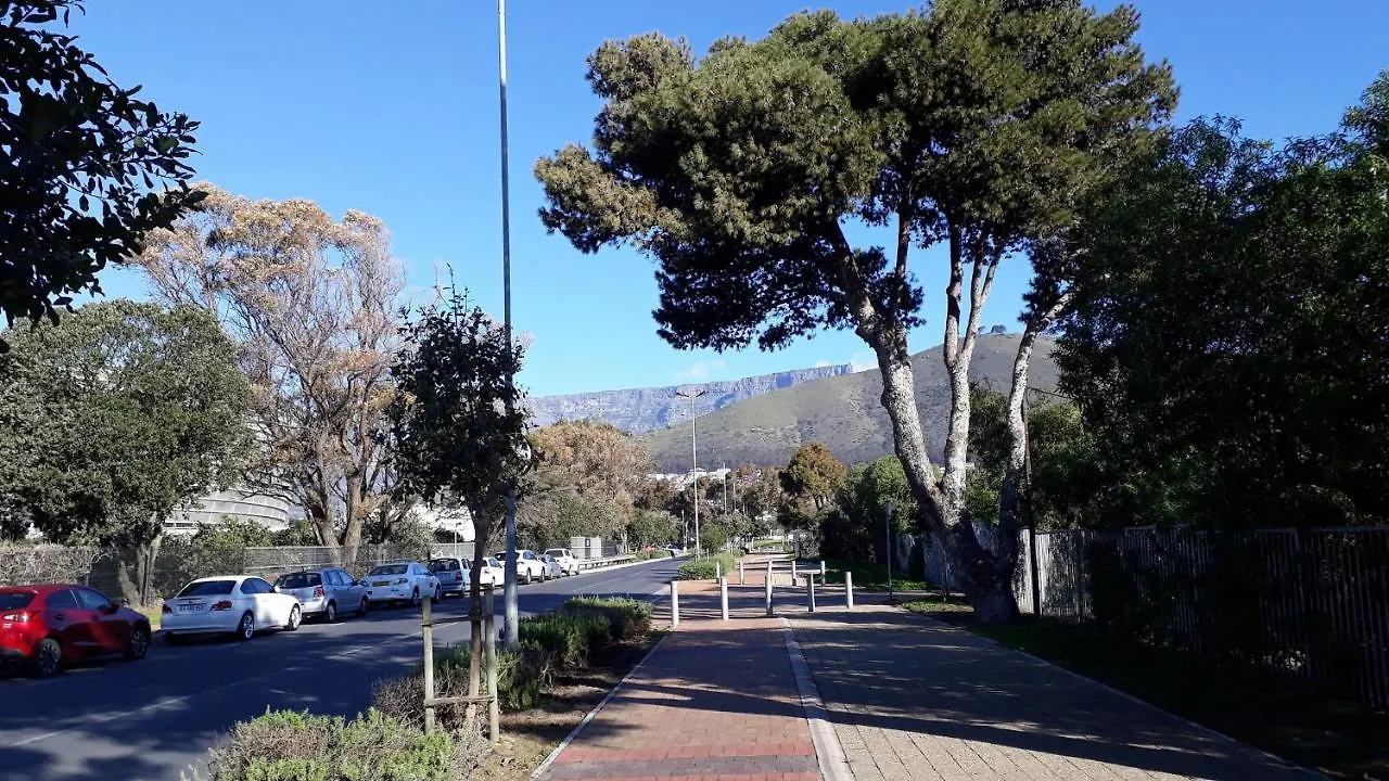 Sandringham Città del Capo 0*,